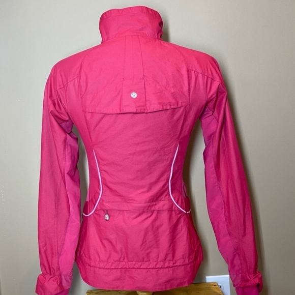 Lululemon Lightweight Running Zip Jacket Size 6 - Picture 3 of 12